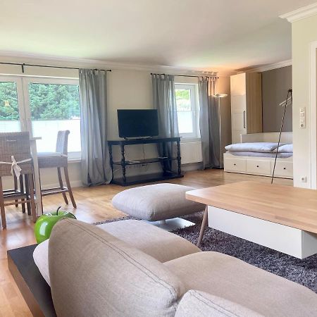 Landhaus Am Wald Mit Garten Mit 1 Schlafnische Und 1 Schlafzimmer Aurich Bagian luar foto